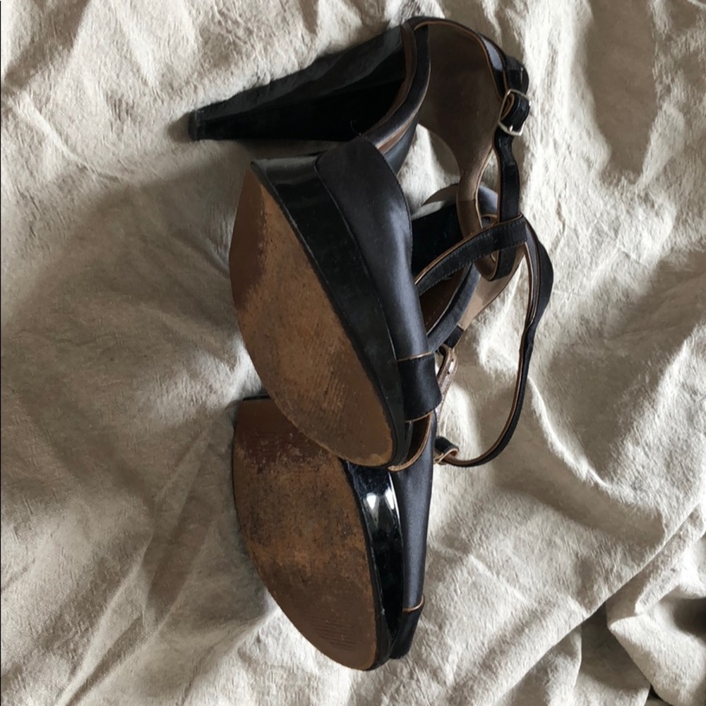MARNI Satin Peep-Toe Pumps Architectural Heel - Picture 6 of 6